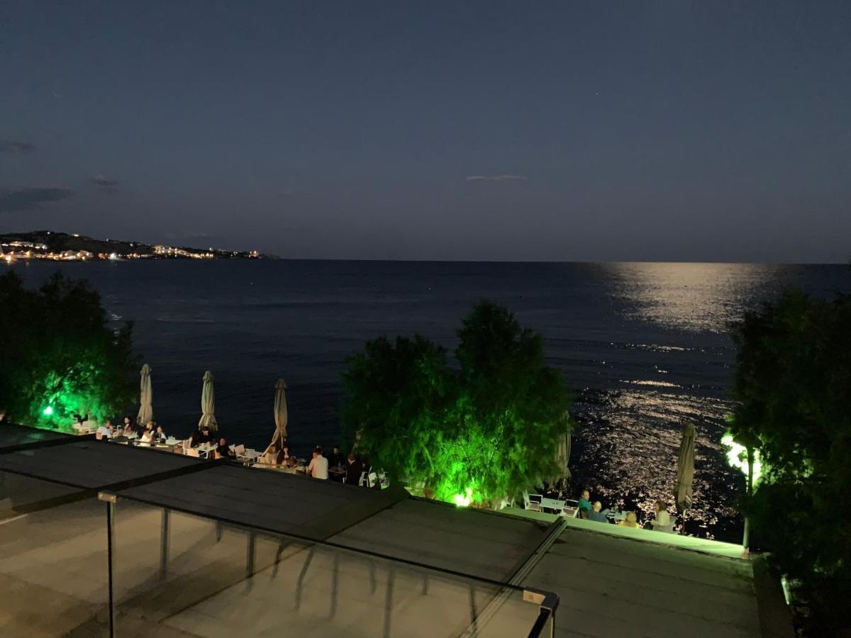 Central Urban Luxury Sea View Apt Since 2009 依拉佩特拉 外观 照片